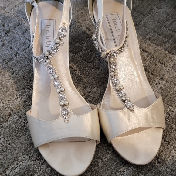 Touch Ups Shoes - COPY - Wedding heels for wedding or other event. Ivory with rhinestones, size 7…